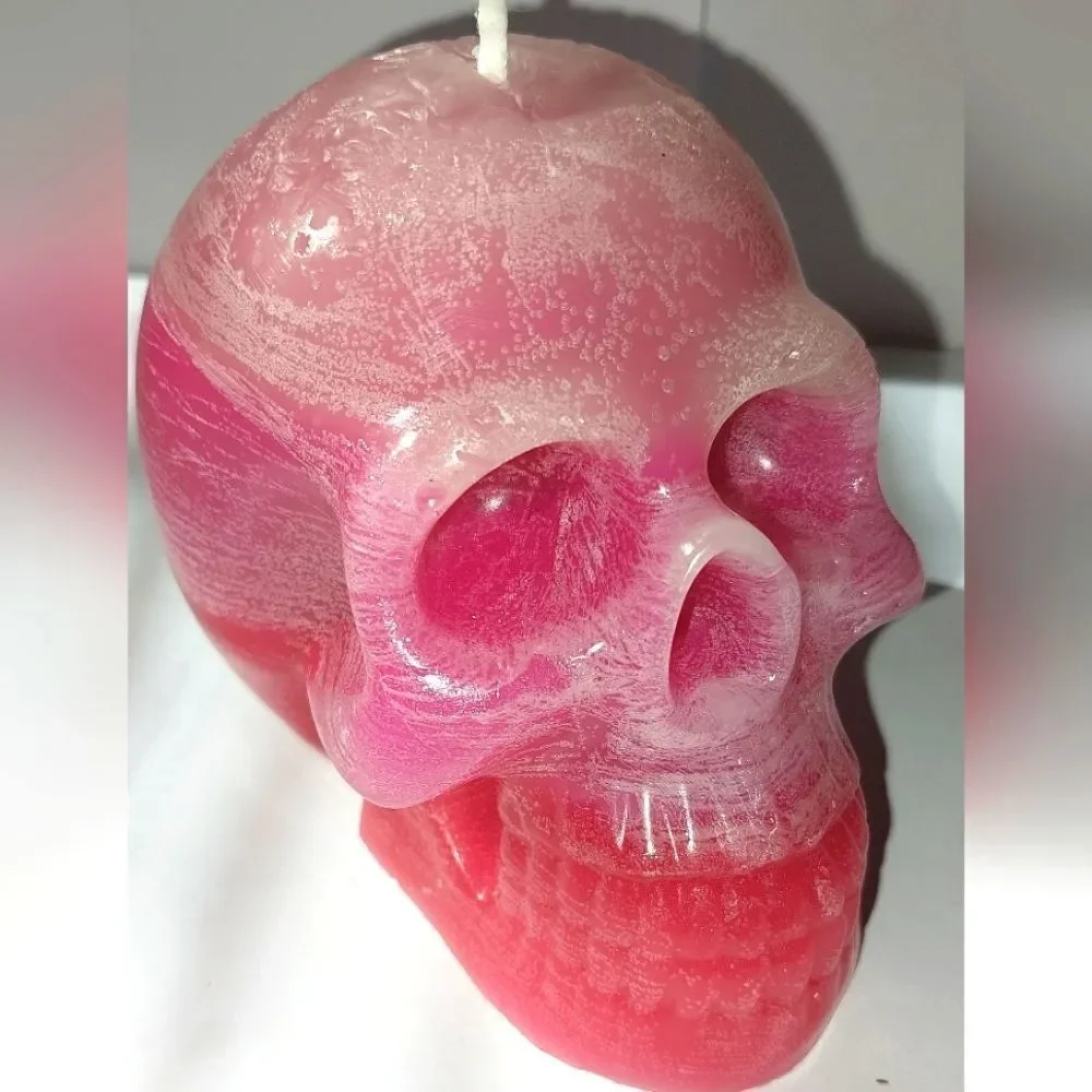 Hand crafted limited edition from our Raging skull candle collection